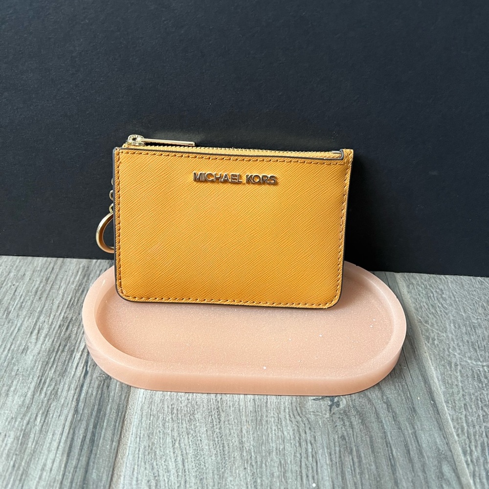 Michael kors card holder